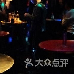 朝外大街酒吧团购全攻略 电话·地址·价格·营业时间